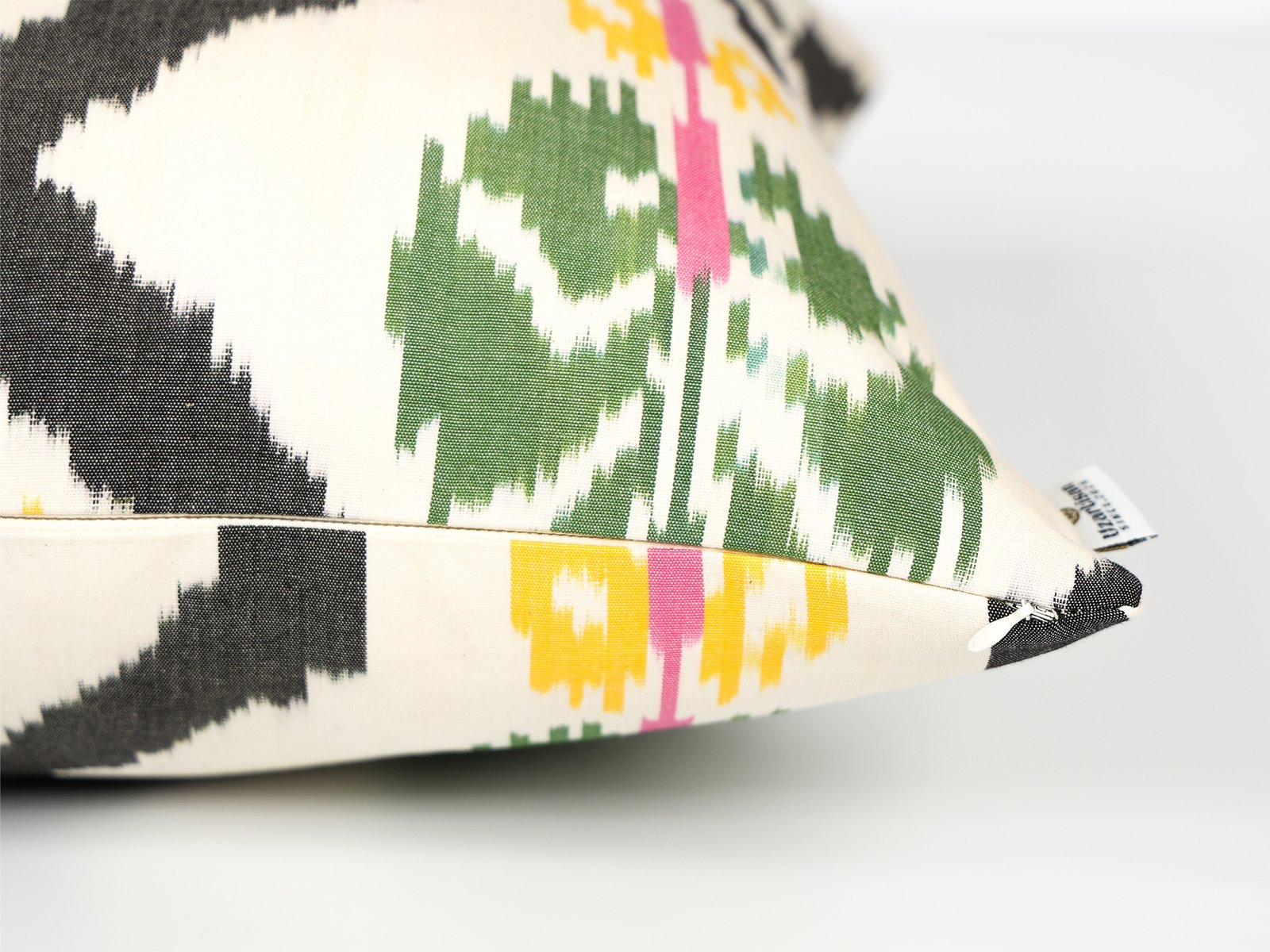 White and Black Geometric Ikat Pillow Cover - Image 8