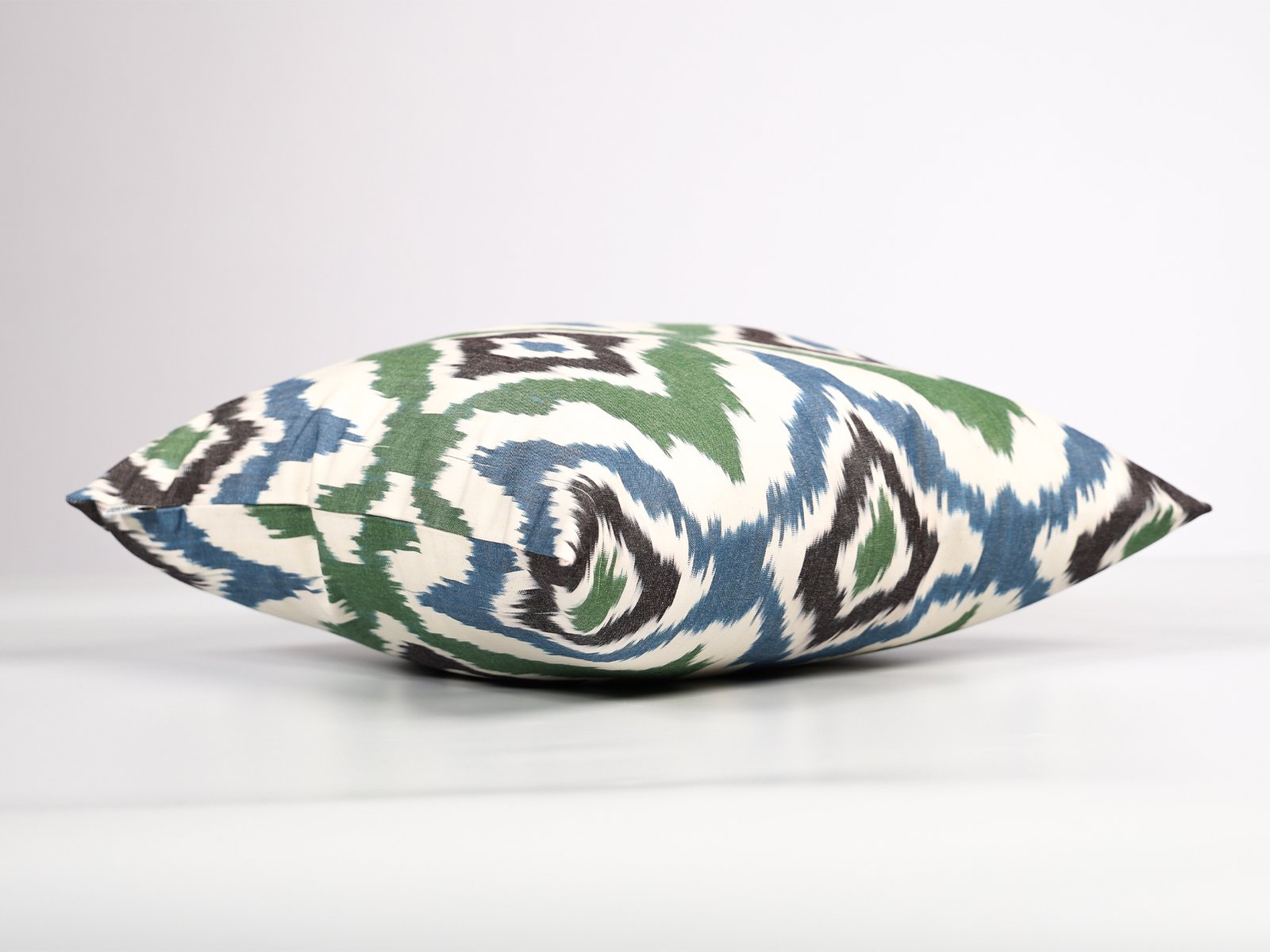 Green Blue Geometric Ikat Pillow Cover - Image 5