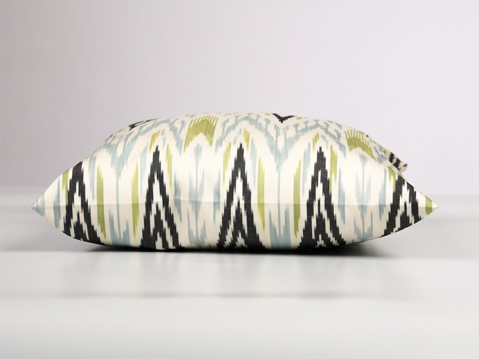 Black Zigzag Ikat Pillow Cover USA - Image 5