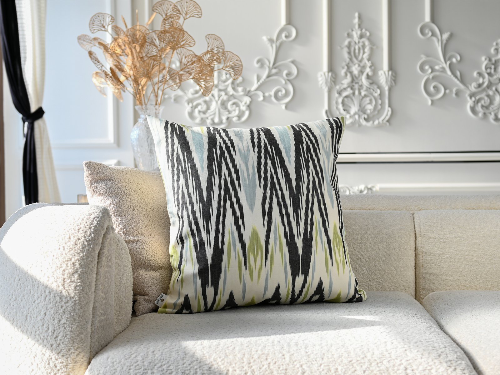 Black Zigzag Ikat Pillow Cover USA - Image 3