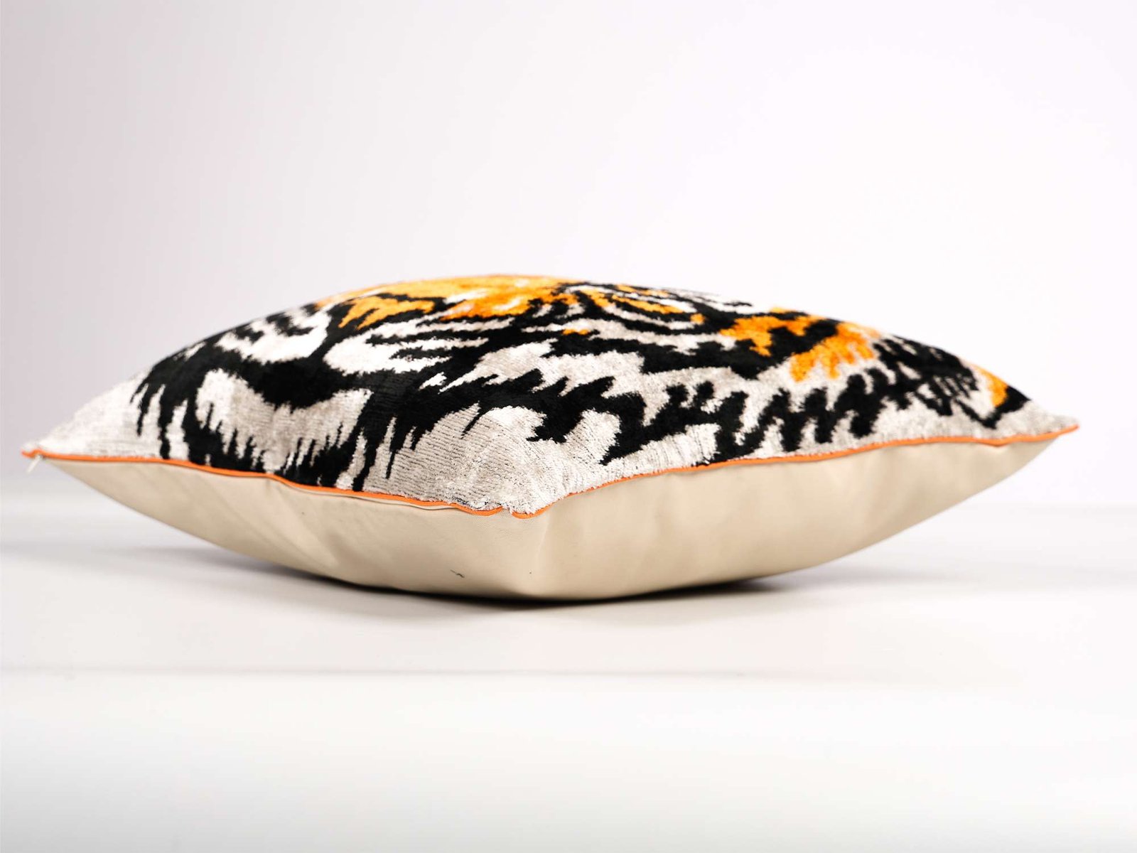 Handmade Tiger Silk Velvet Ikat Pillow Cover - Image 5