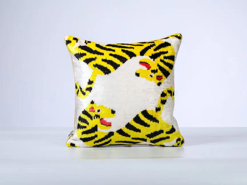 Yellow Tiger Handwoven Silk Velvet Lumbar Pillow Cover